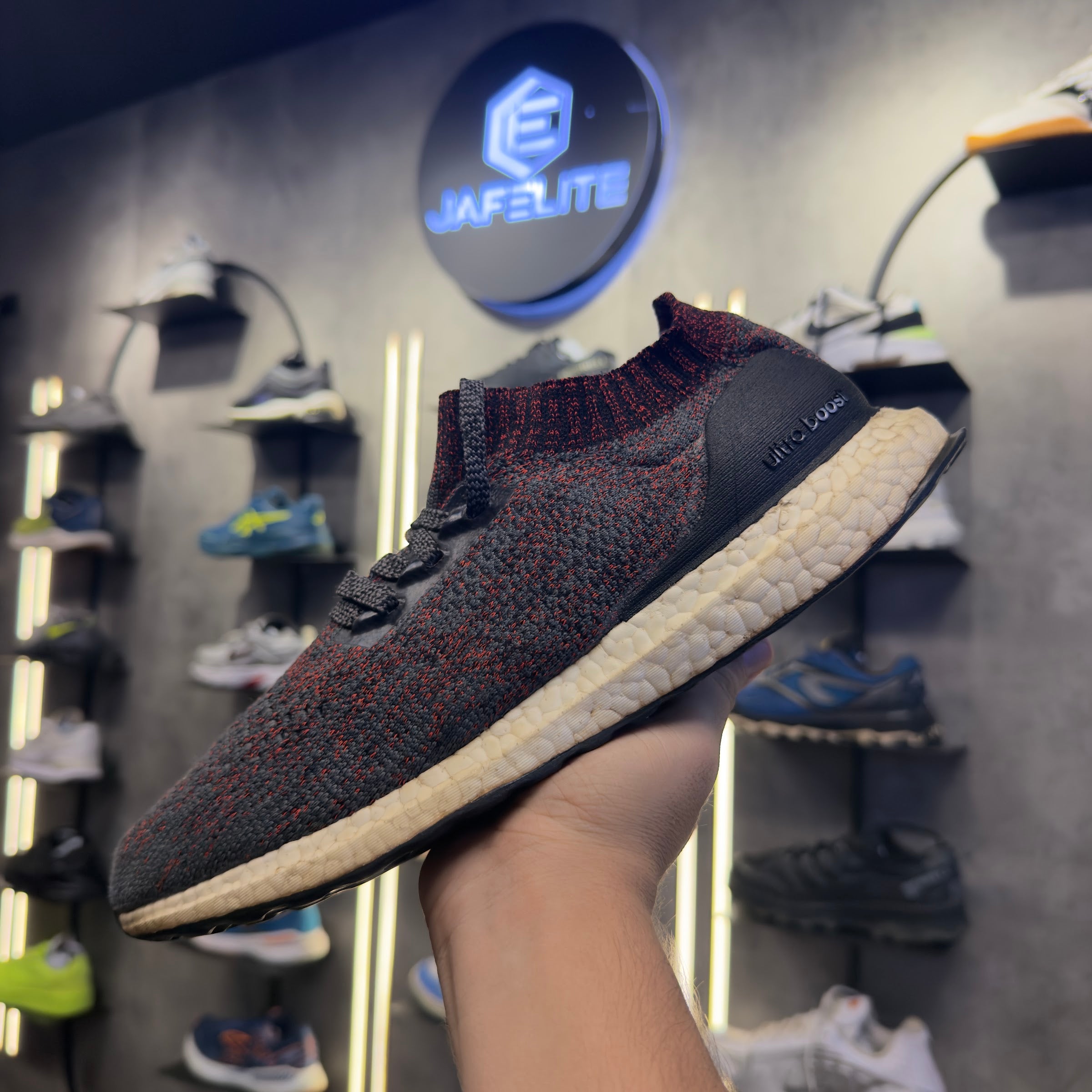 Adidas Ultra Boost Uncaged 'Carbon'