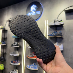 Nike Revolution 7