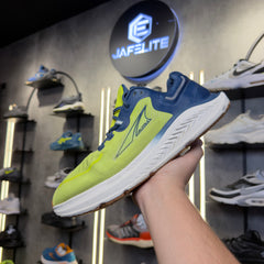 Altra Paradigm 7