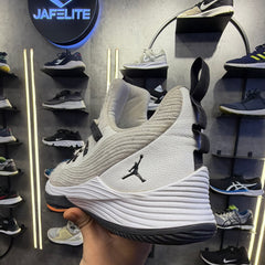 Ultra.Fly 2 Low